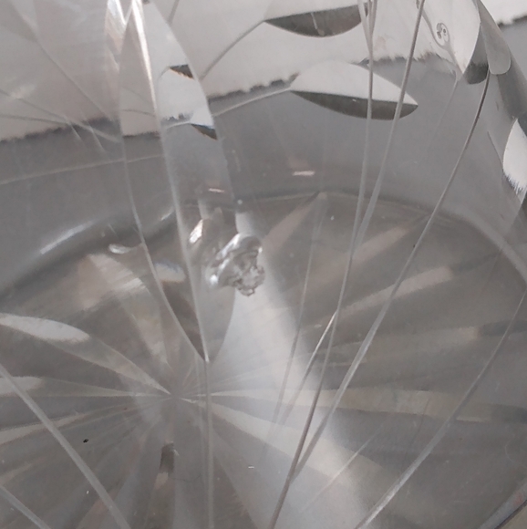 American Brilliant 10" Cut Glass Daisy Vase - Picture 5 of 9